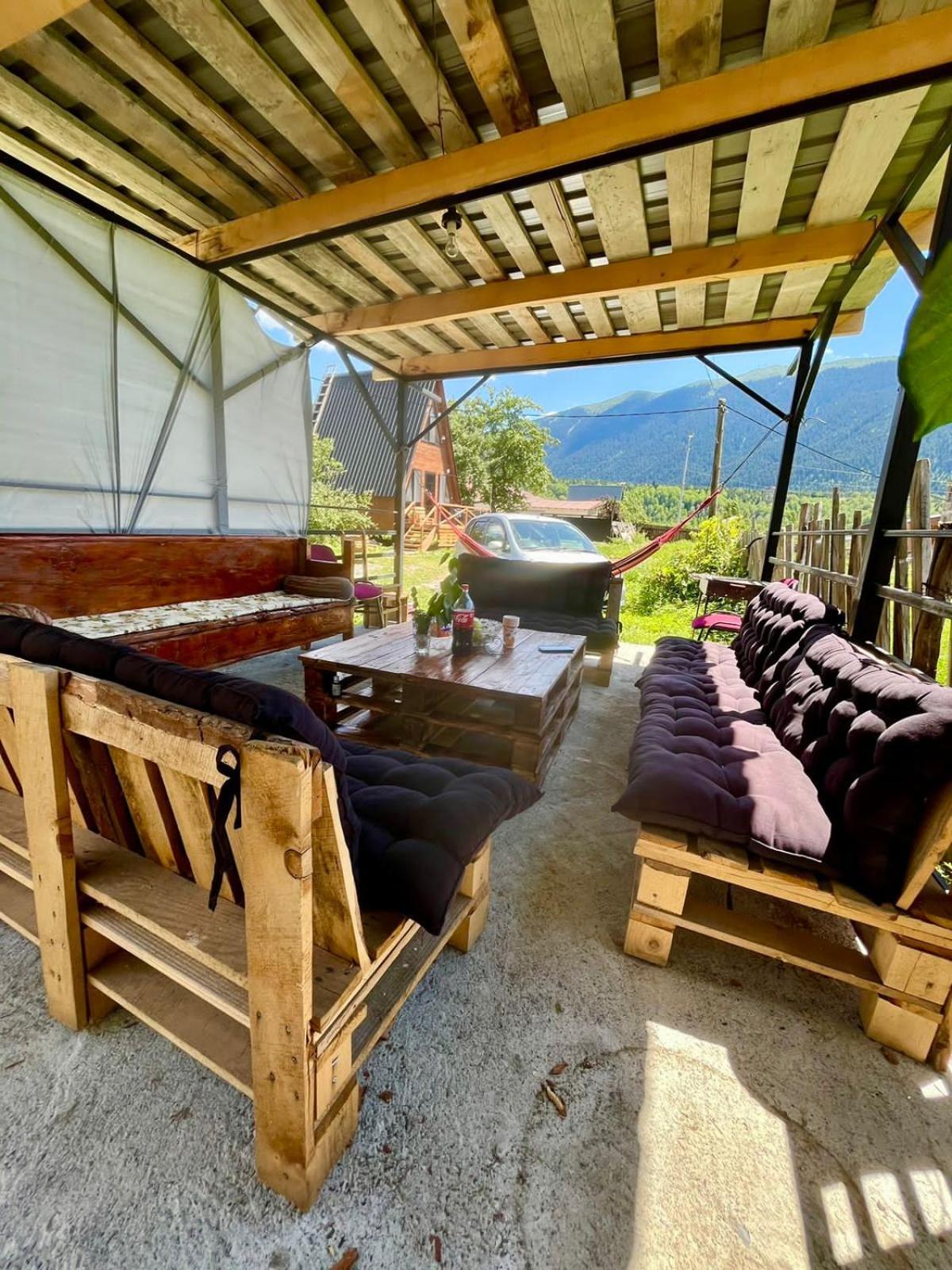 Lela Guest House 메스티아 외부 사진